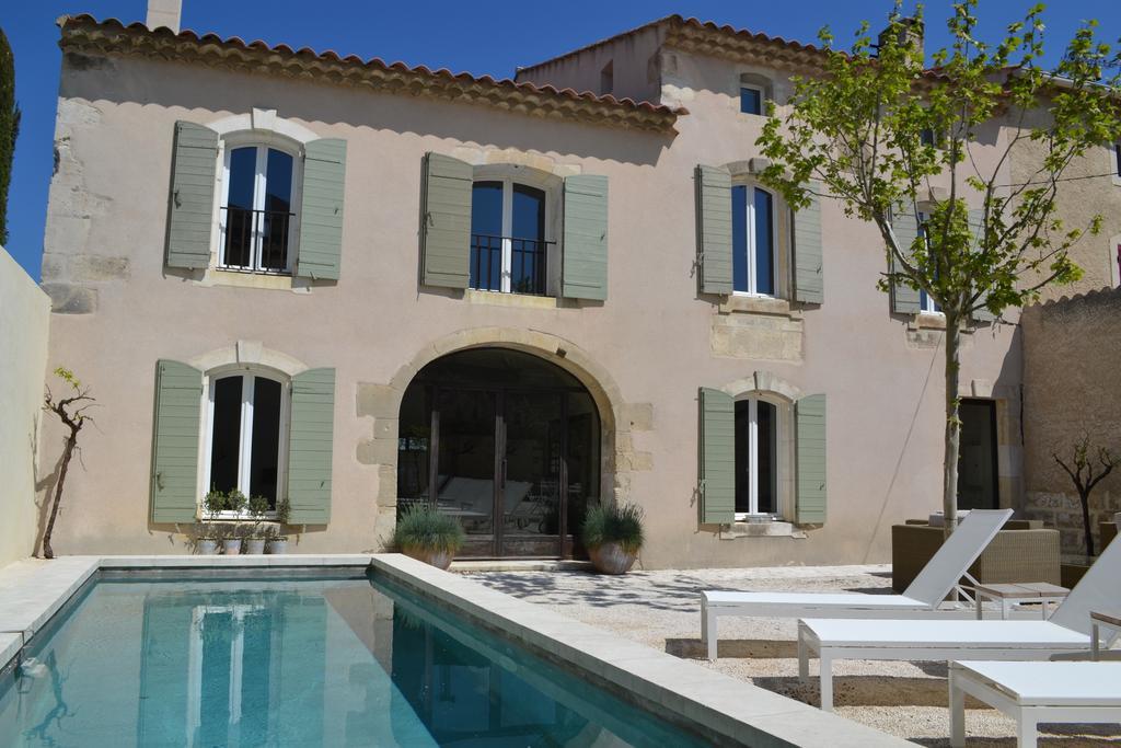 Mas A L'Improviste Bed & Breakfast Maillane Exterior photo