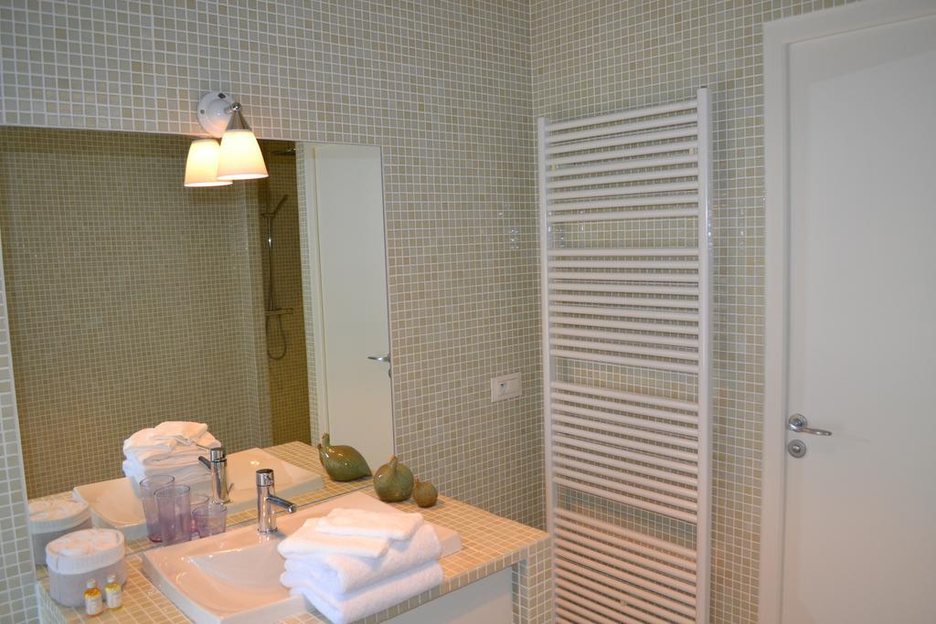 Mas A L'Improviste Bed & Breakfast Maillane Room photo