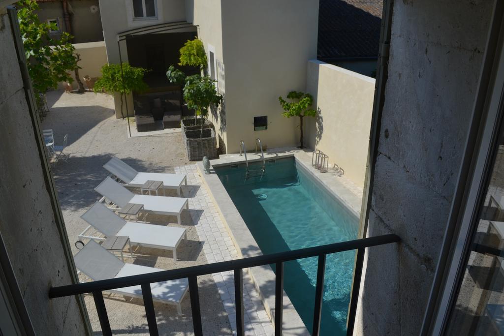 Mas A L'Improviste Bed & Breakfast Maillane Room photo